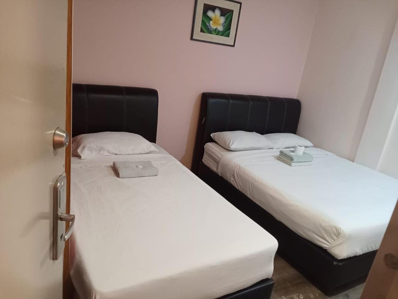 33 Star Hotel By The Awinka Group Of Management Kuala Lumpur Extérieur photo