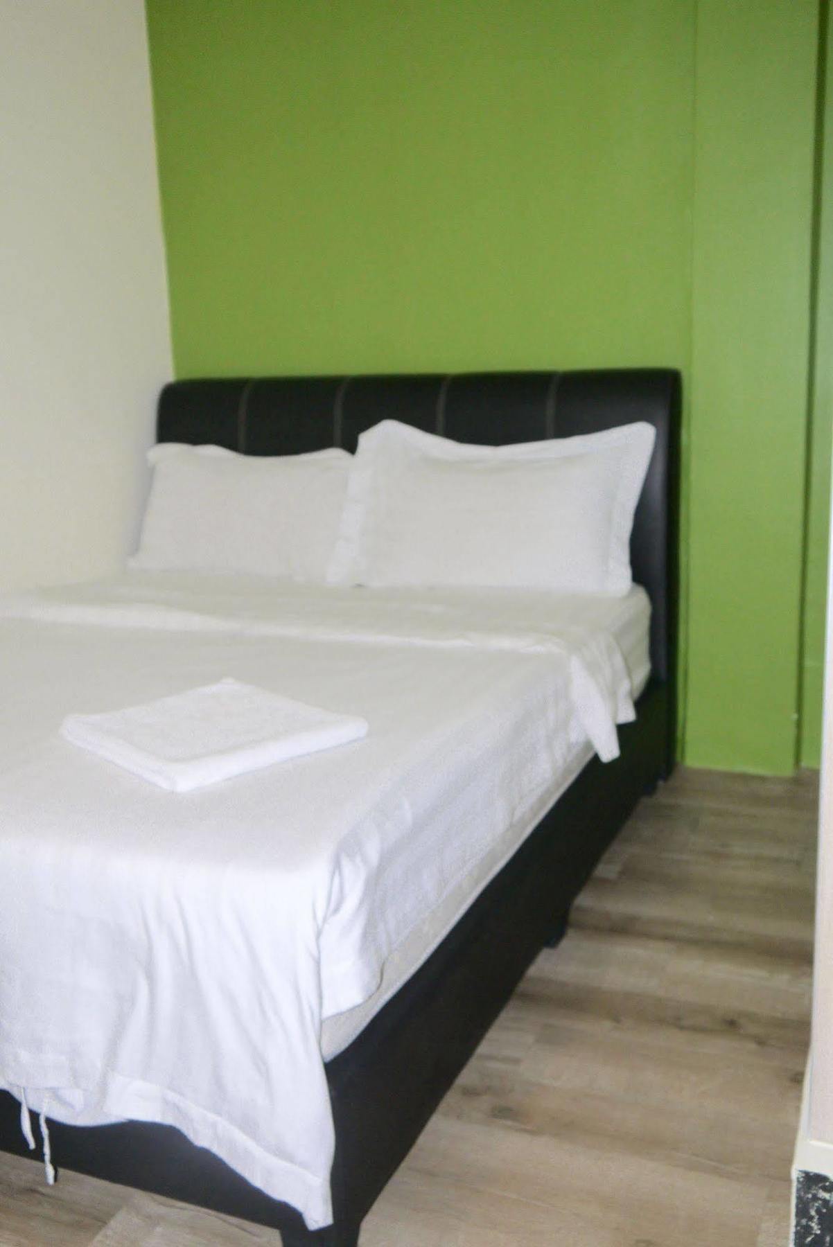 33 Star Hotel By The Awinka Group Of Management Kuala Lumpur Extérieur photo